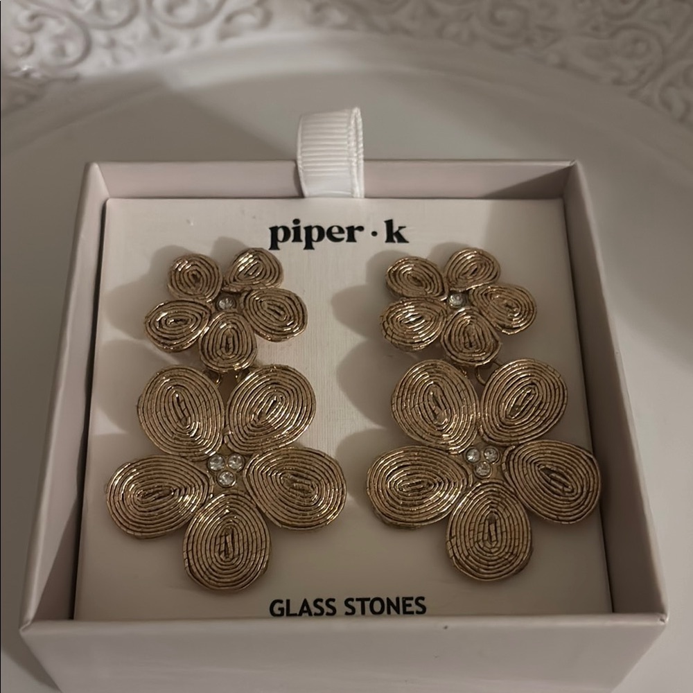 Piper Gold Floral Double Layer Earrings NWOT